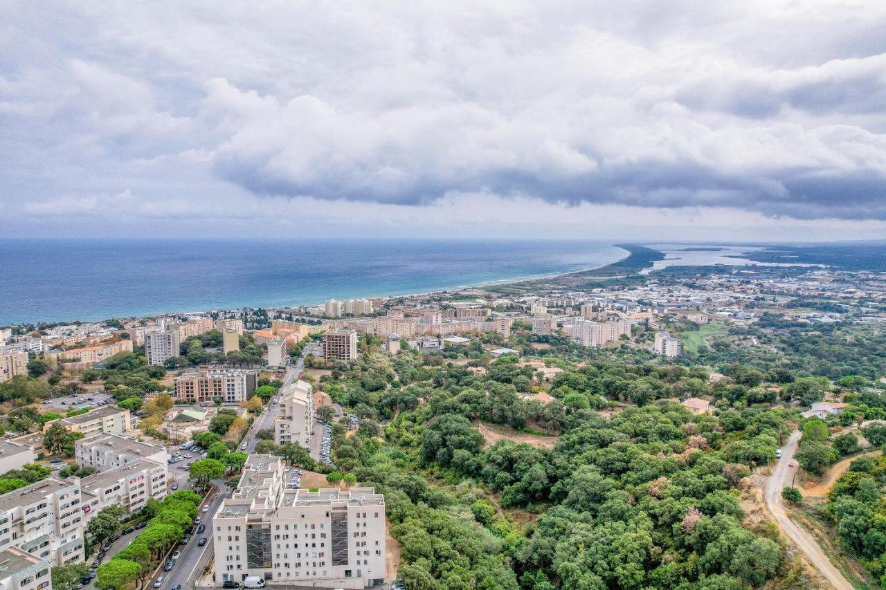 Appartement Cosy Et Spacieux Avec Jardin Et Parking Bastia  Exteriör bild